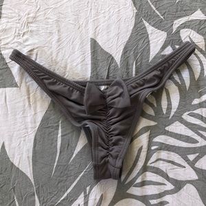 San Lorenzo Ruched Bow Bottom